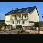 Margit Am Park * Ditfurt