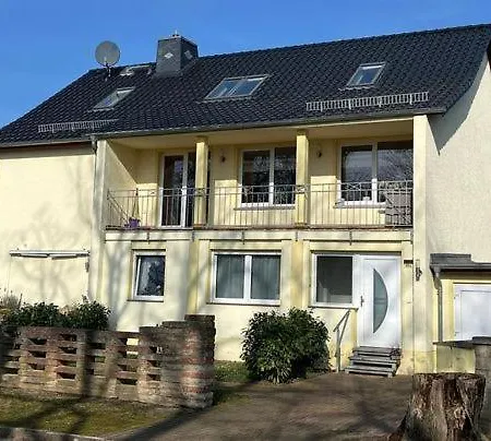 Margit Am Park Apartament *